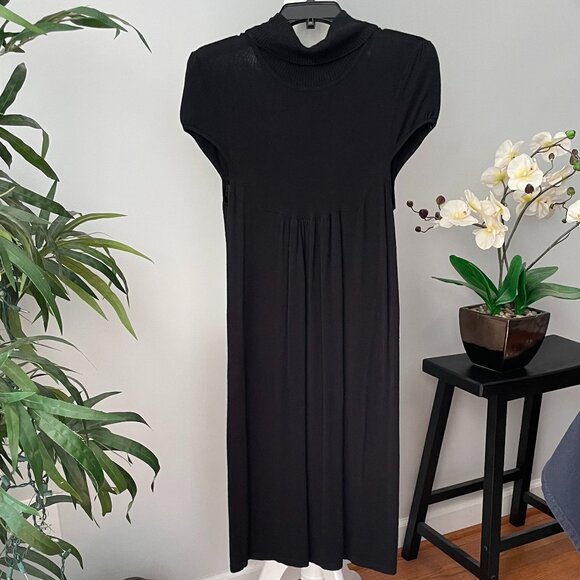 American Rag Size M Short Sleeve Black Soft Smooth Lightweight Sweater Dress - Picture 1 of 4